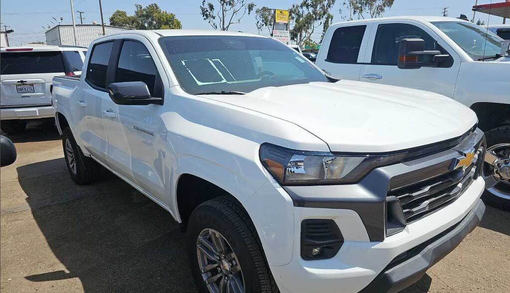 2023 CHEVROLET Colorado