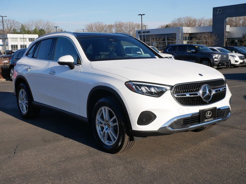 2023 MERCEDES-BENZ GLC-Class