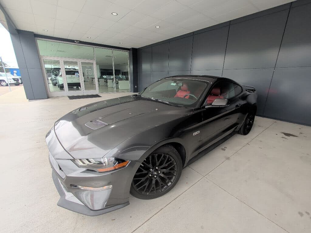 2019 FORD Mustang