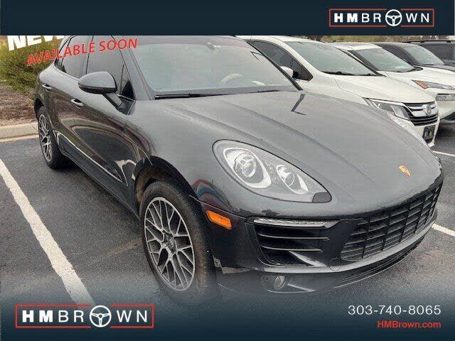 2018 PORSCHE Macan