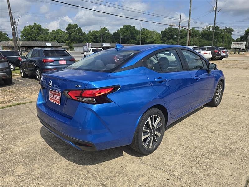 2021 NISSAN Versa