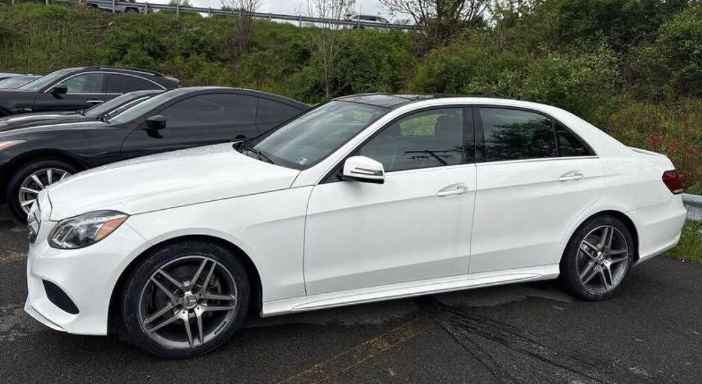 2015 MERCEDES-BENZ E-Class