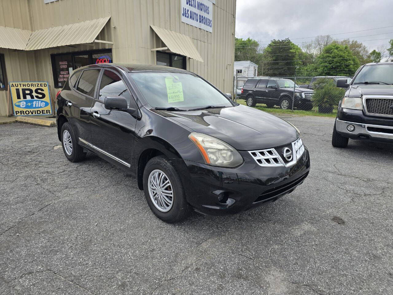 2014 NISSAN Rogue