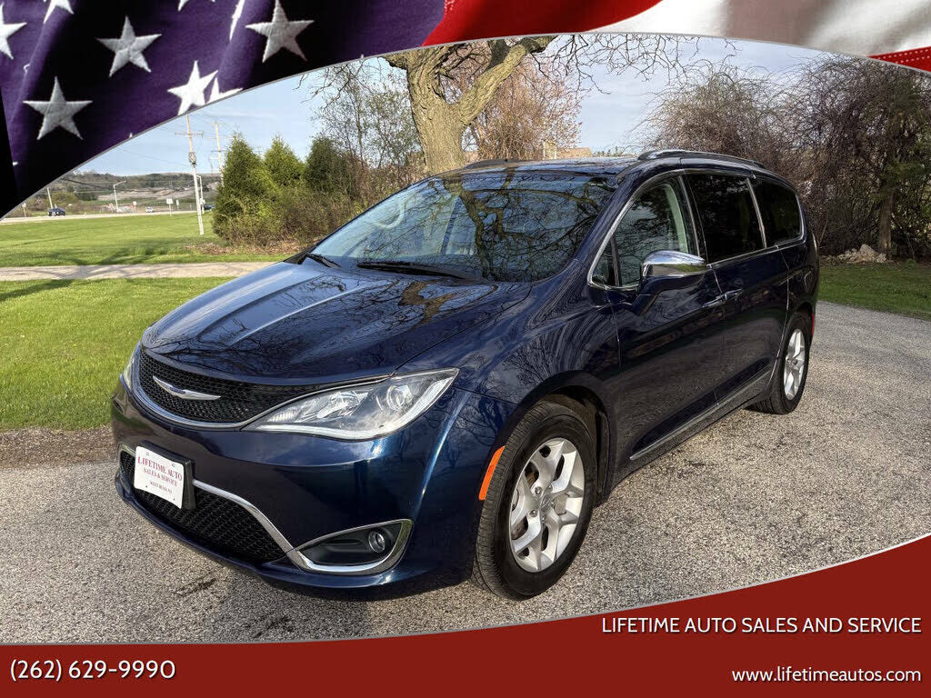 2019 CHRYSLER Pacifica