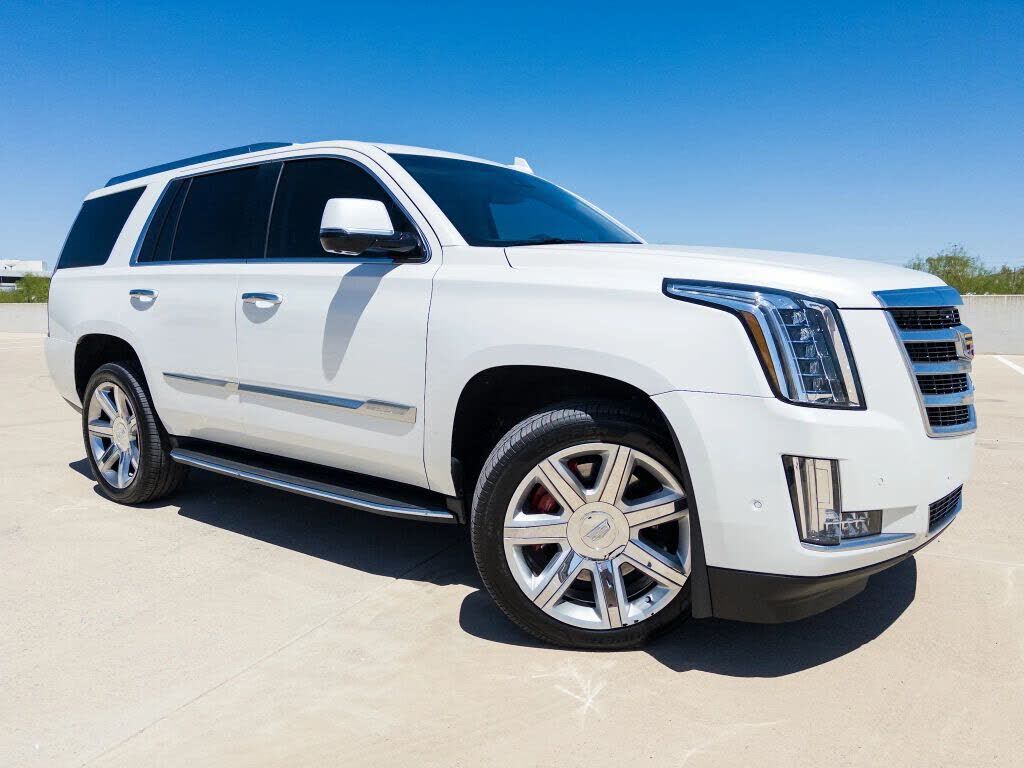 2018 CADILLAC Escalade