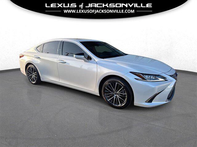 2023 LEXUS ES