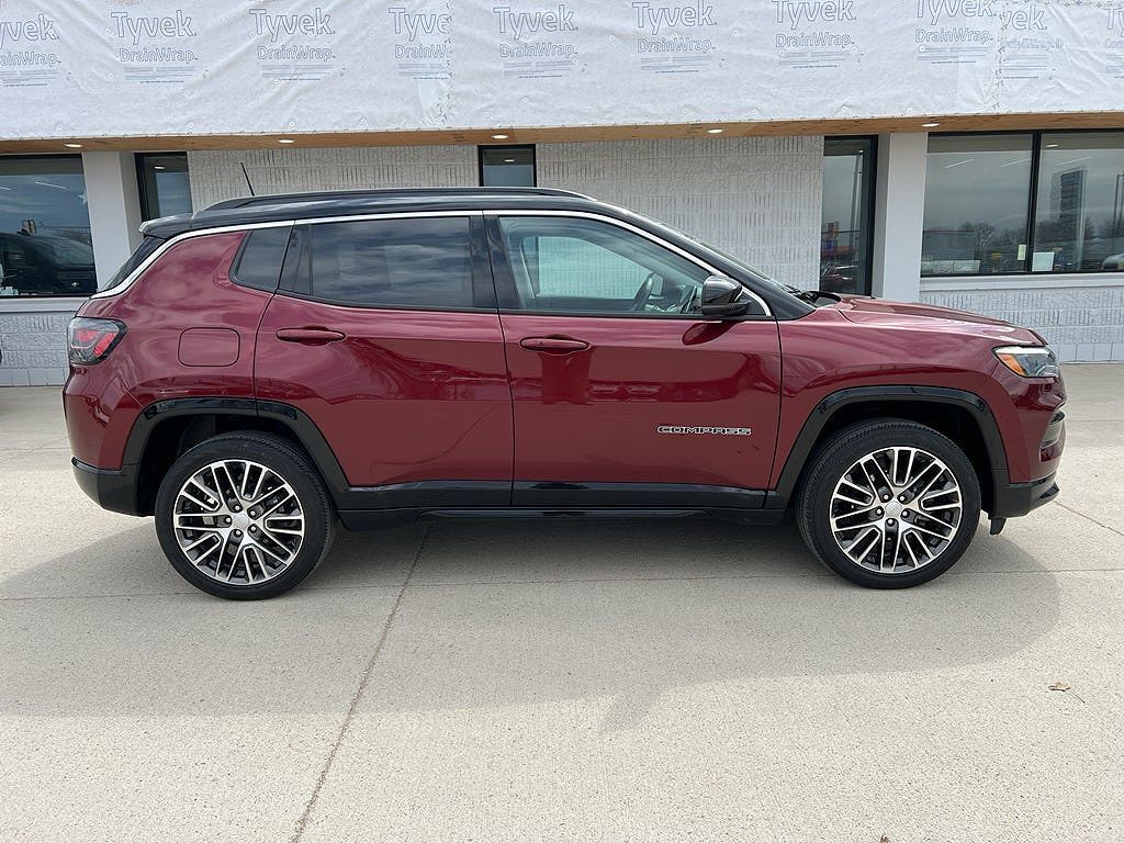 2022 JEEP Compass