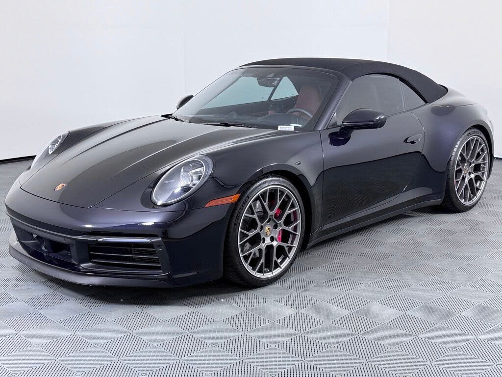 2022 PORSCHE 911