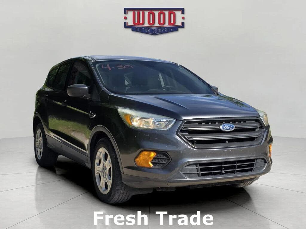 2017 FORD Escape