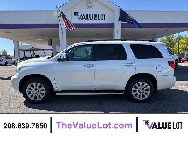 2014 TOYOTA Sequoia