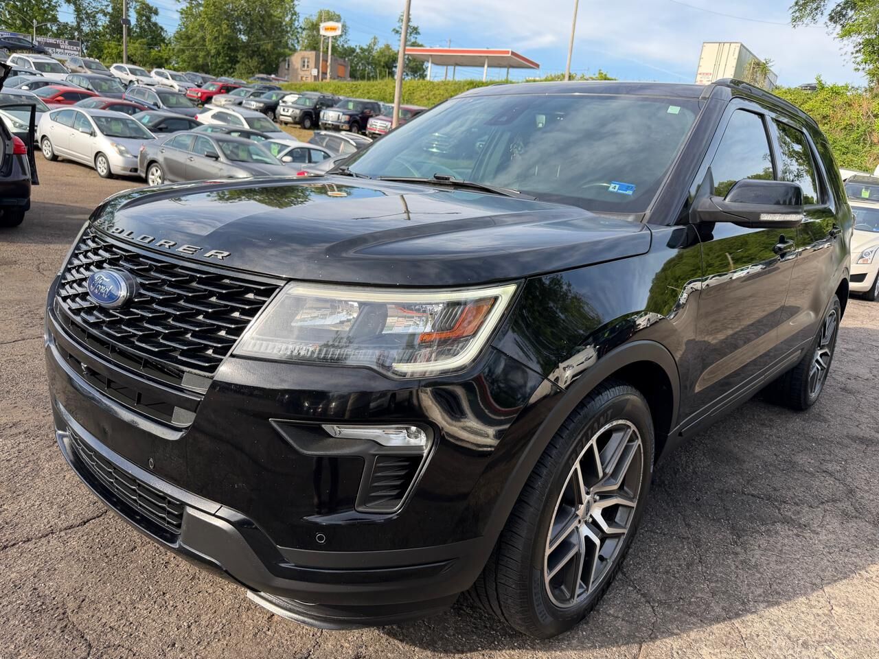2018 FORD Explorer