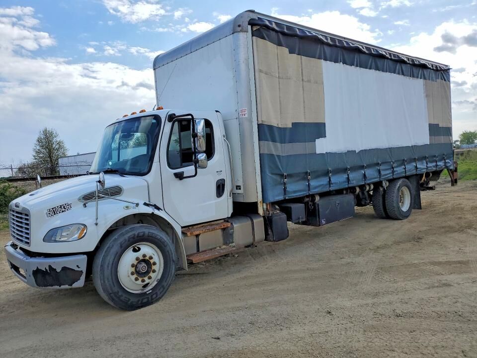 2017 FREIGHTLINER M2