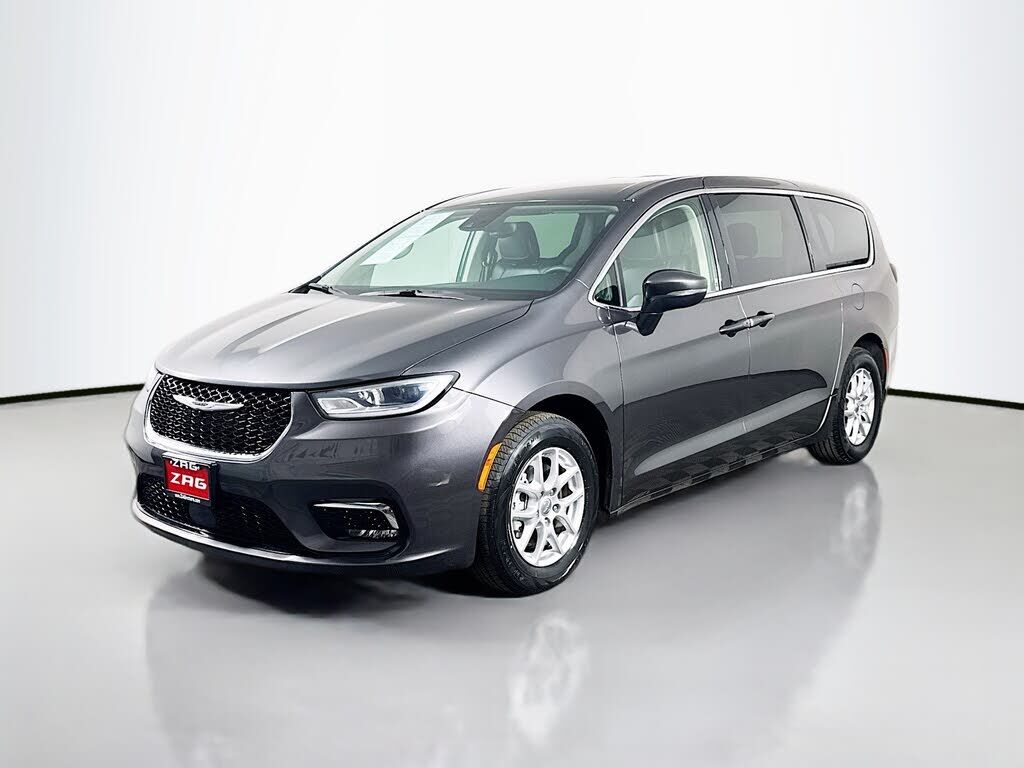 2023 CHRYSLER Pacifica