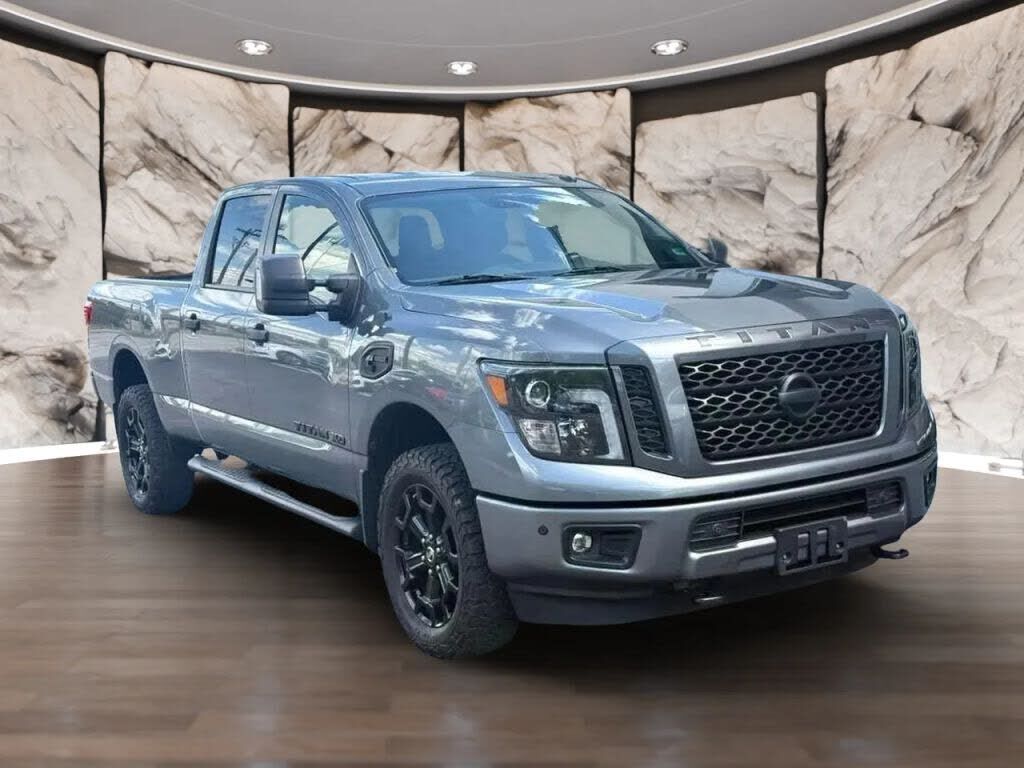 2019 NISSAN Titan