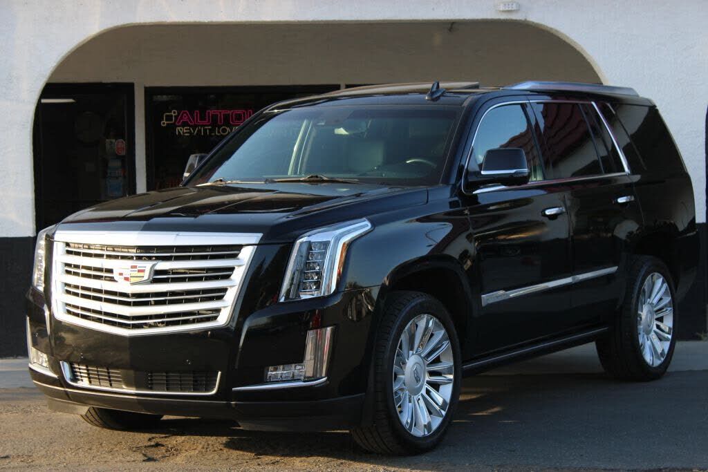 2016 CADILLAC Escalade