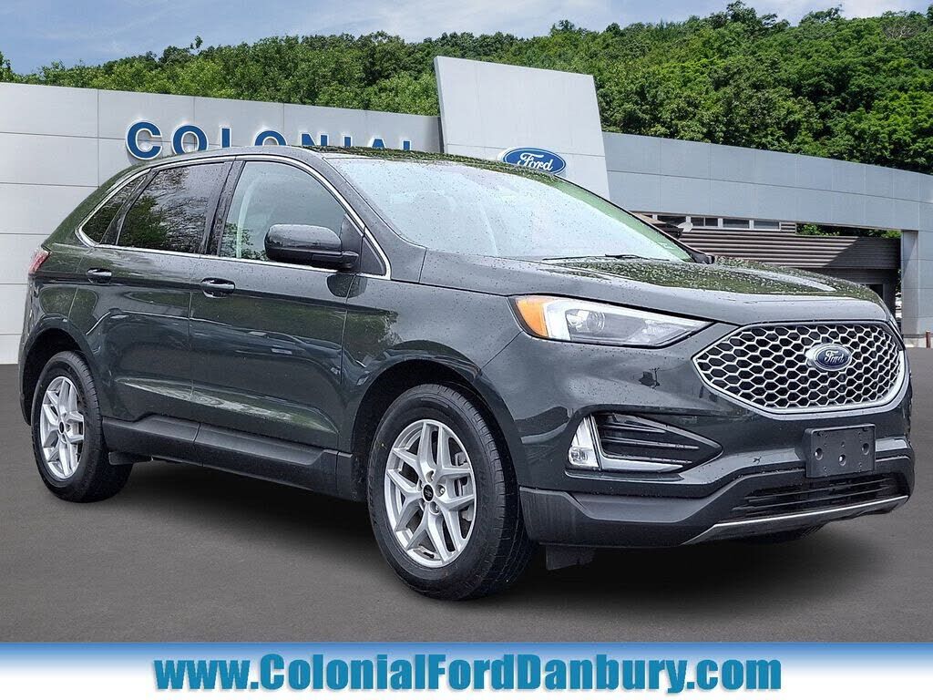 2023 FORD Edge