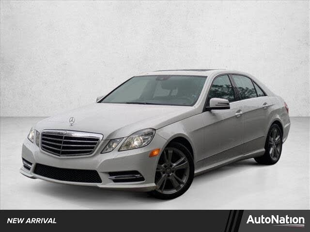 2013 MERCEDES-BENZ E-Class