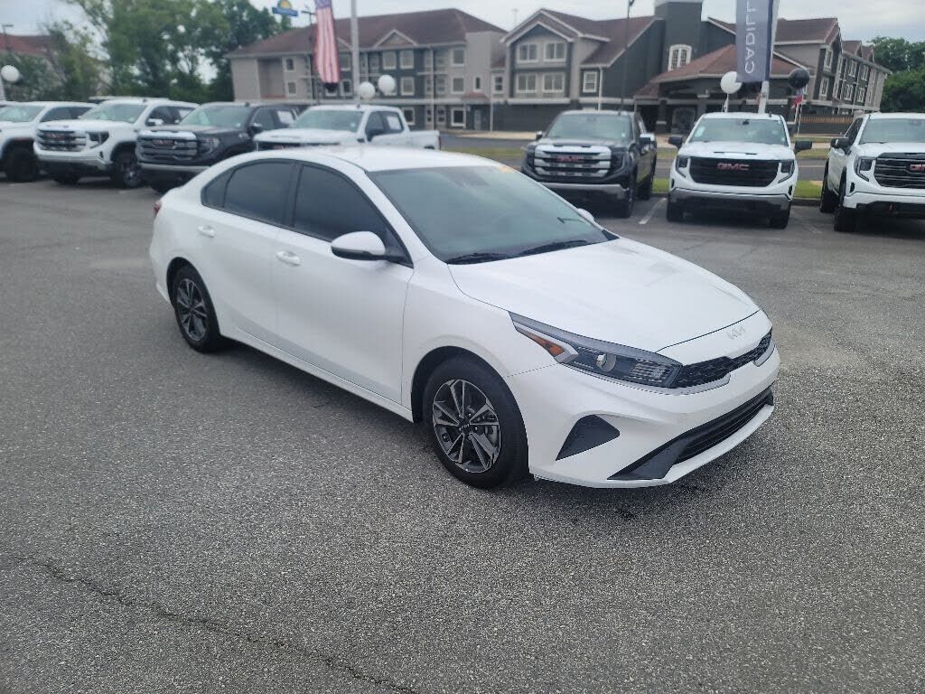 2024 KIA Forte