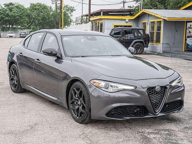 2021 ALFA ROMEO Giulia