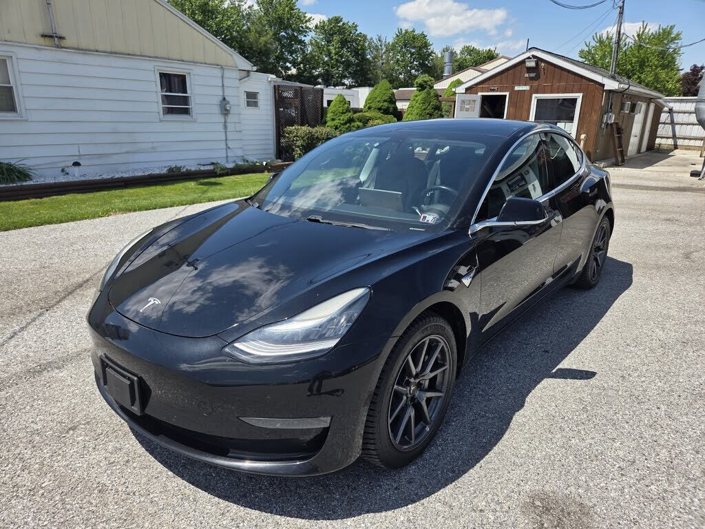 2019 TESLA Model 3