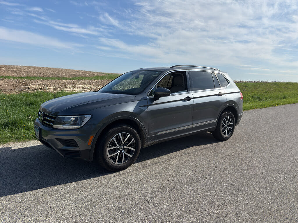2020 VOLKSWAGEN Tiguan