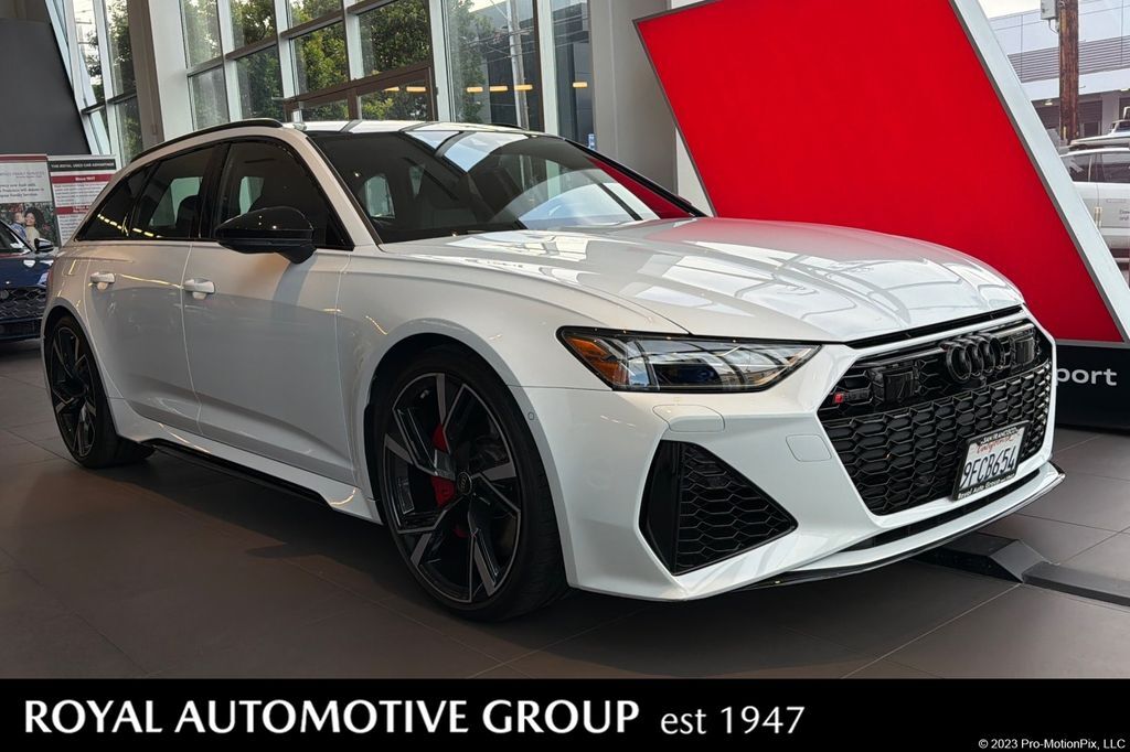 2023 AUDI RS6