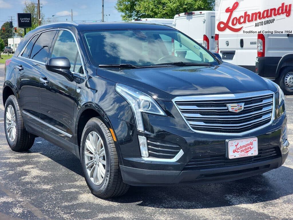 2017 CADILLAC XT5