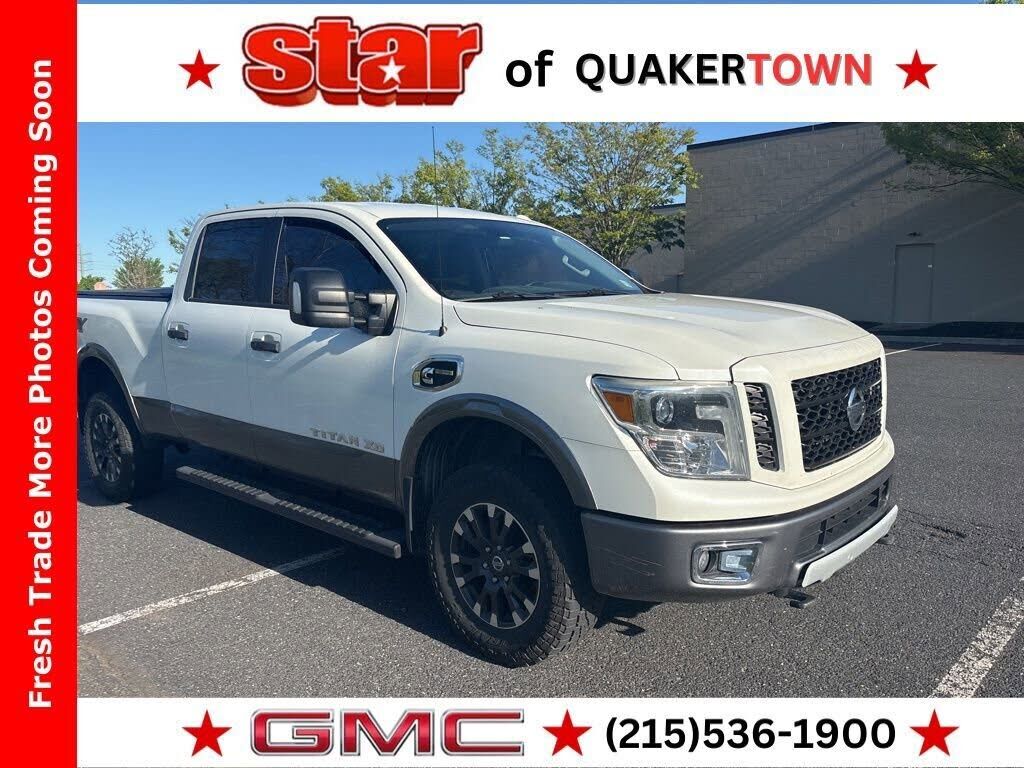 2017 NISSAN Titan