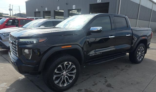 2023 GMC Canyon