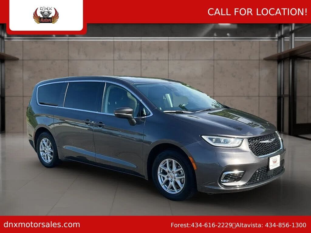 2023 CHRYSLER Pacifica