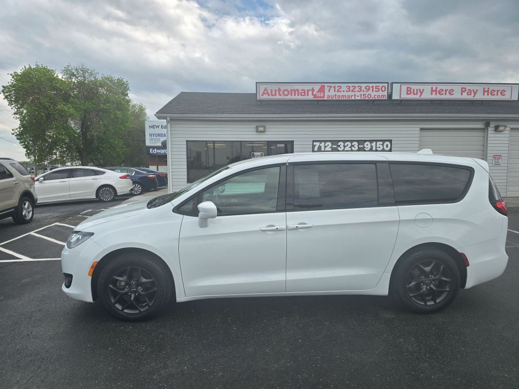 2018 CHRYSLER Pacifica