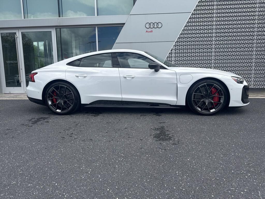 2026 Audi RS e-tron GT