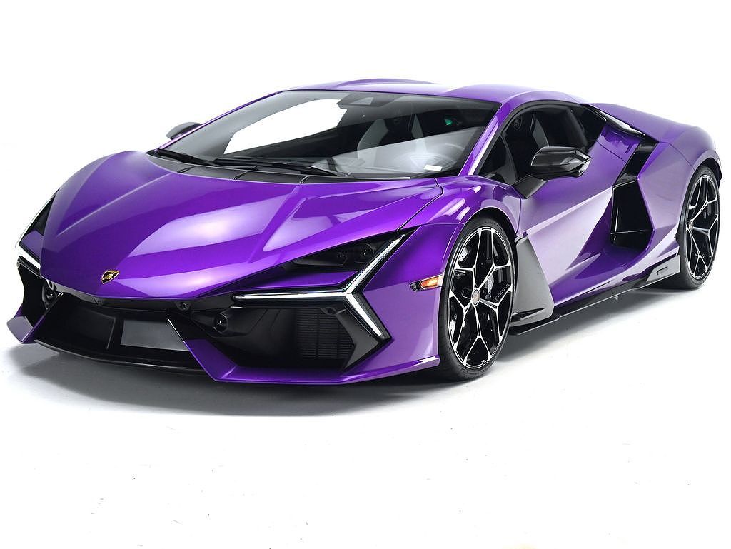 2024 LAMBORGHINI Revuelto
