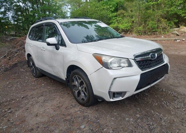 2014 SUBARU Forester