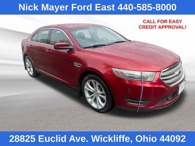 2013 FORD Taurus