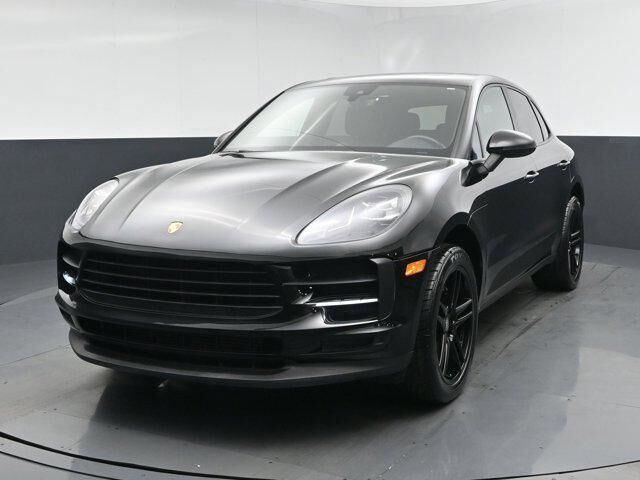 2019 PORSCHE Macan