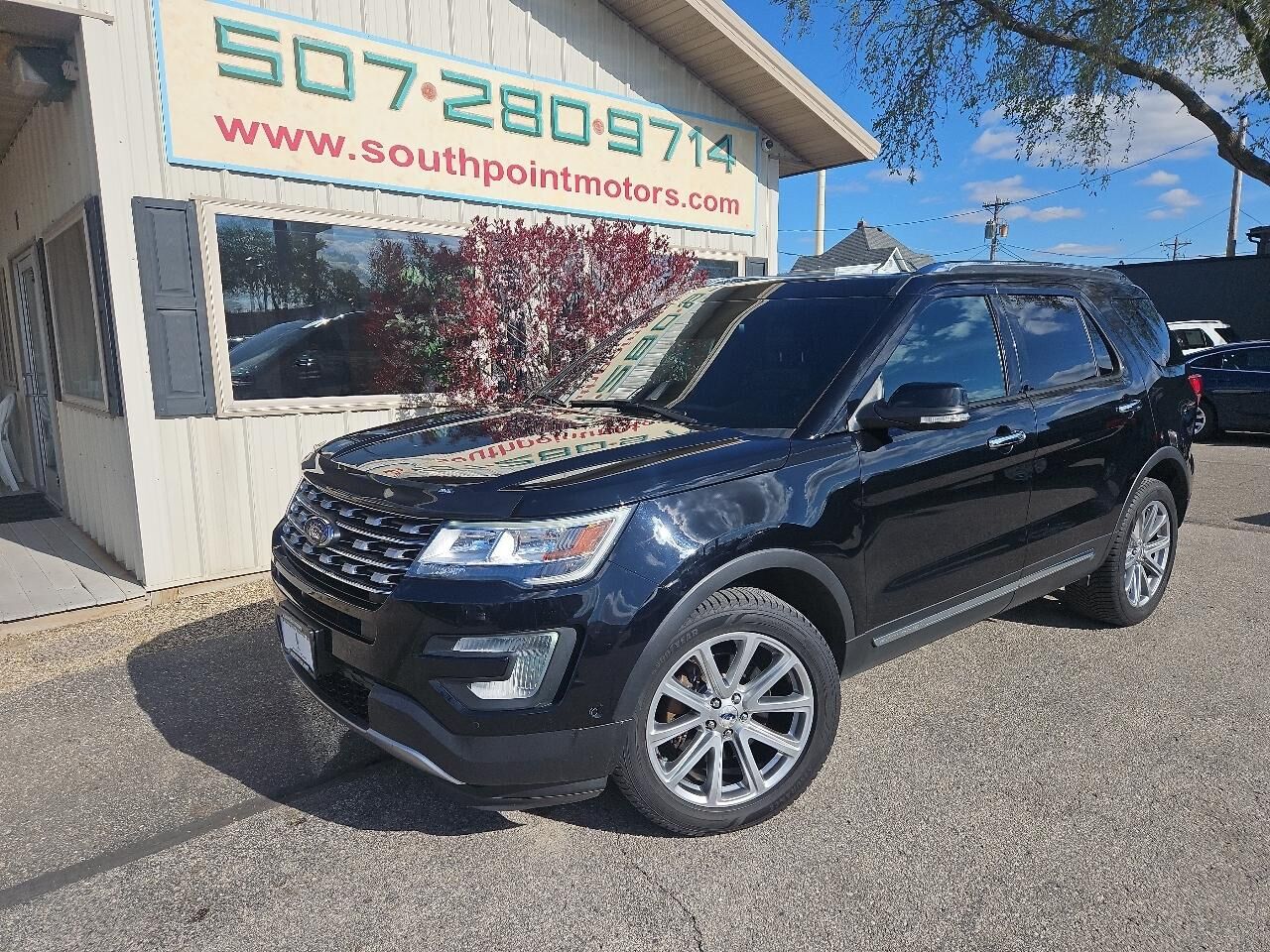 2017 FORD Explorer