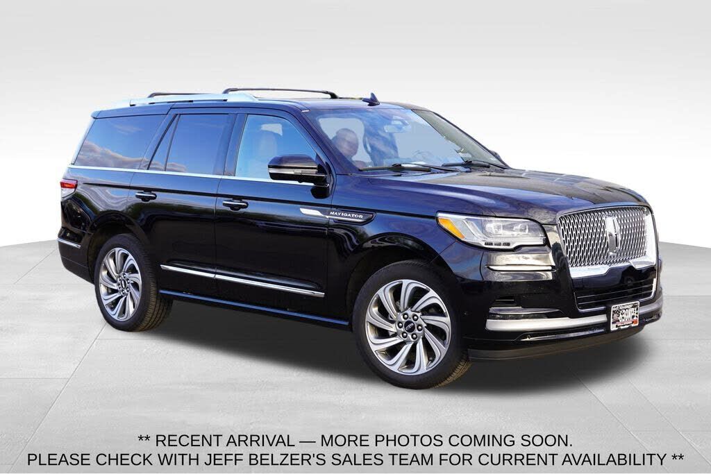 2022 LINCOLN Navigator