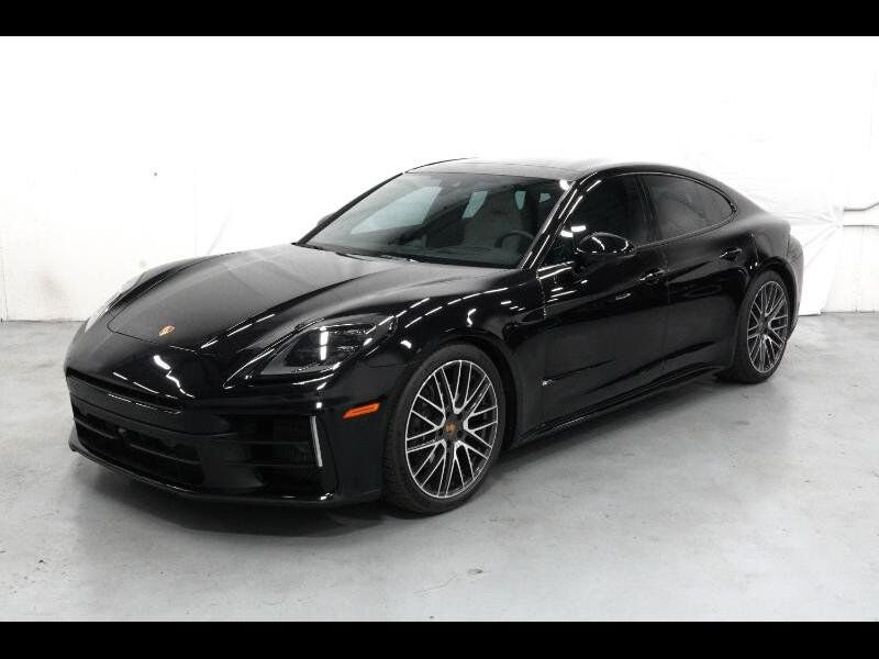 2024 PORSCHE Panamera