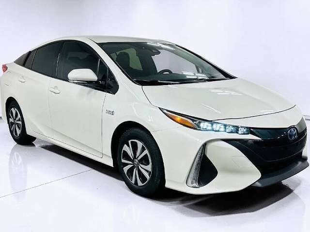 2019 TOYOTA Prius