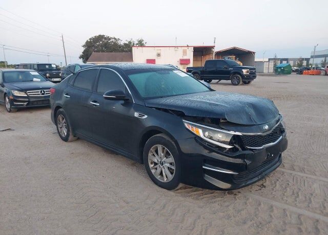 2018 KIA Optima