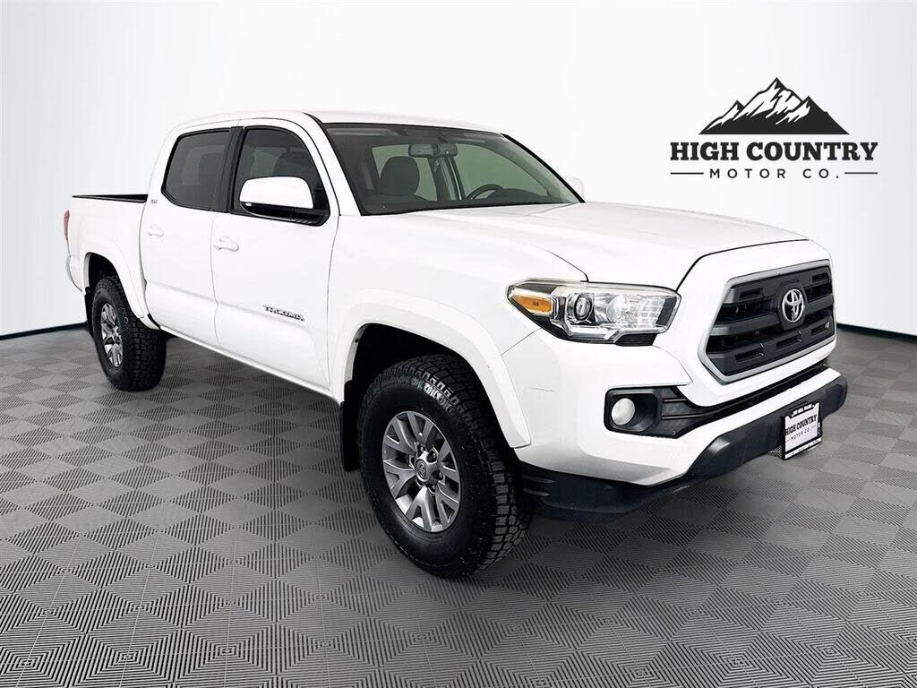 2017 TOYOTA Tacoma