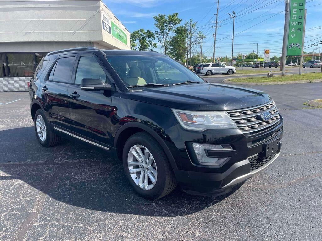 2016 FORD Explorer