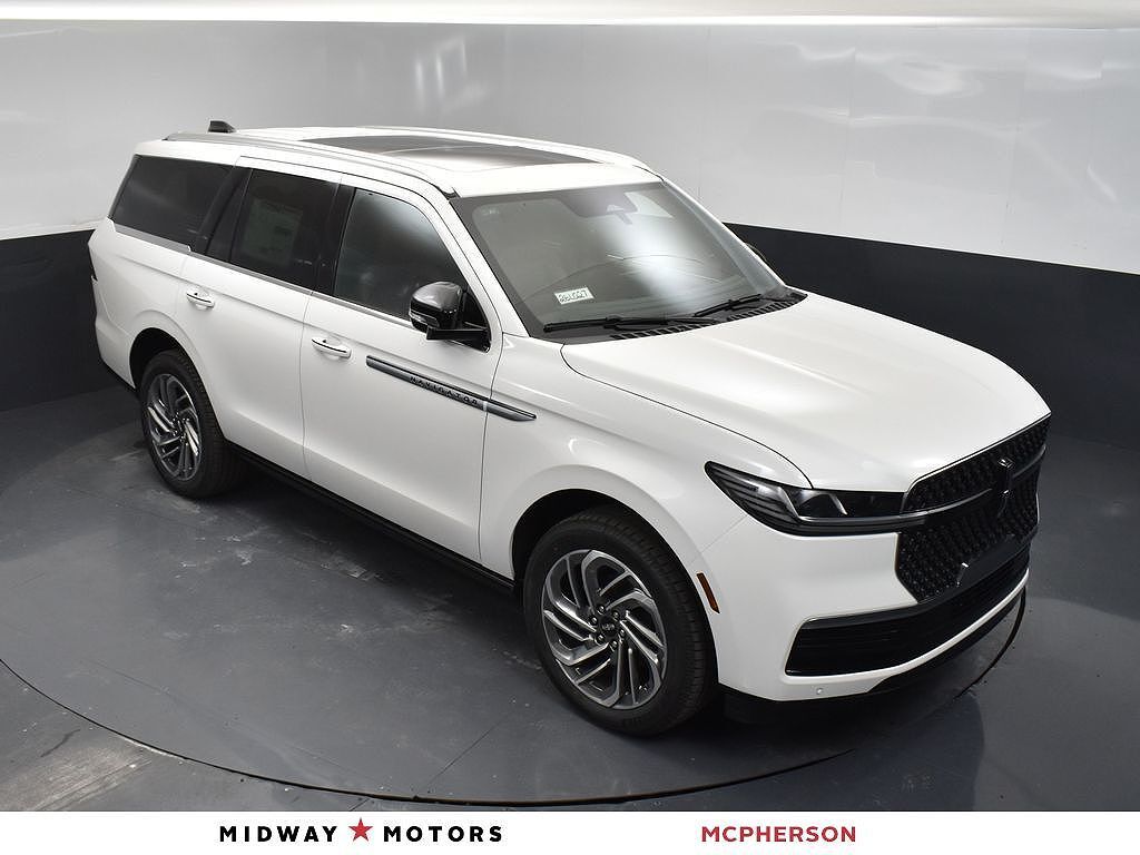 2026 LINCOLN Navigator
