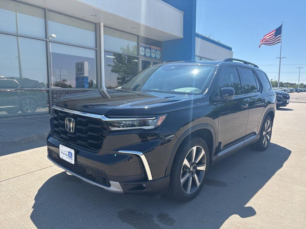 2023 HONDA Pilot