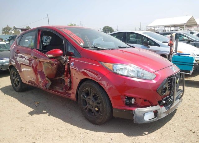 2015 FORD Fiesta