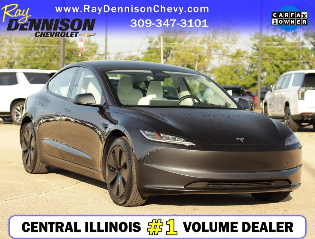 2025 TESLA Model 3