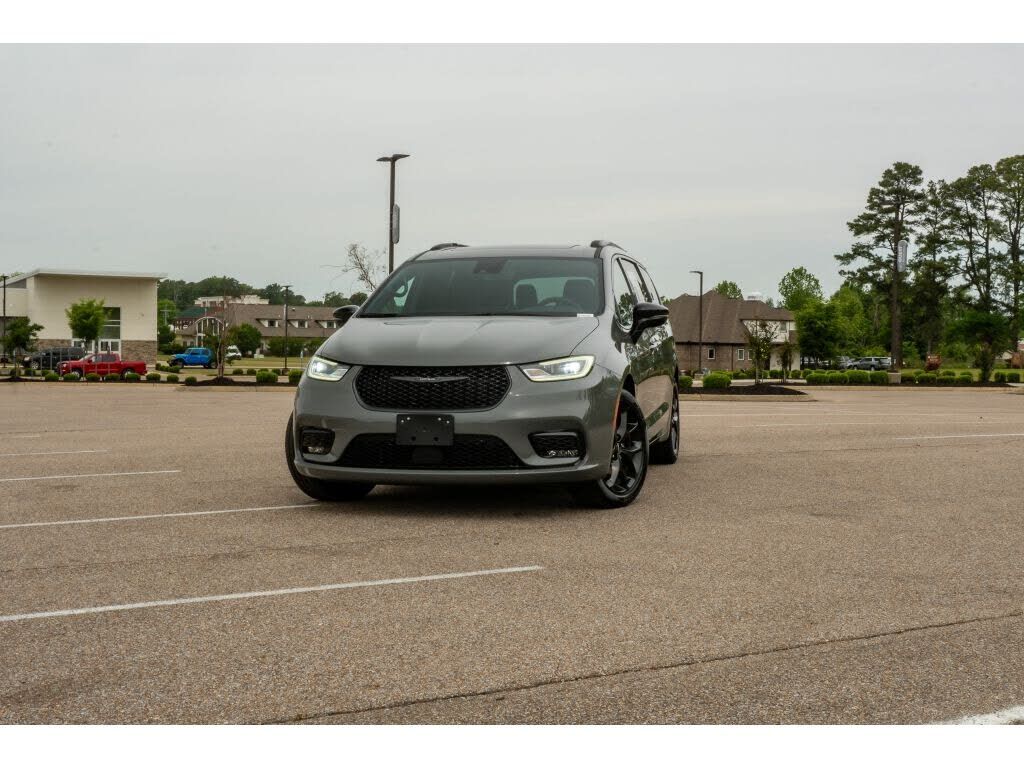 2025 CHRYSLER Pacifica