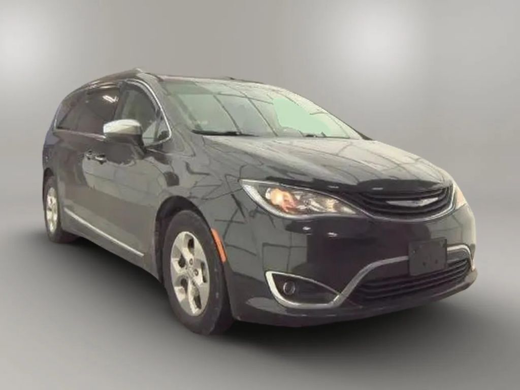 2018 CHRYSLER Pacifica