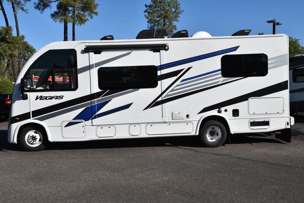2024 FORD E-450